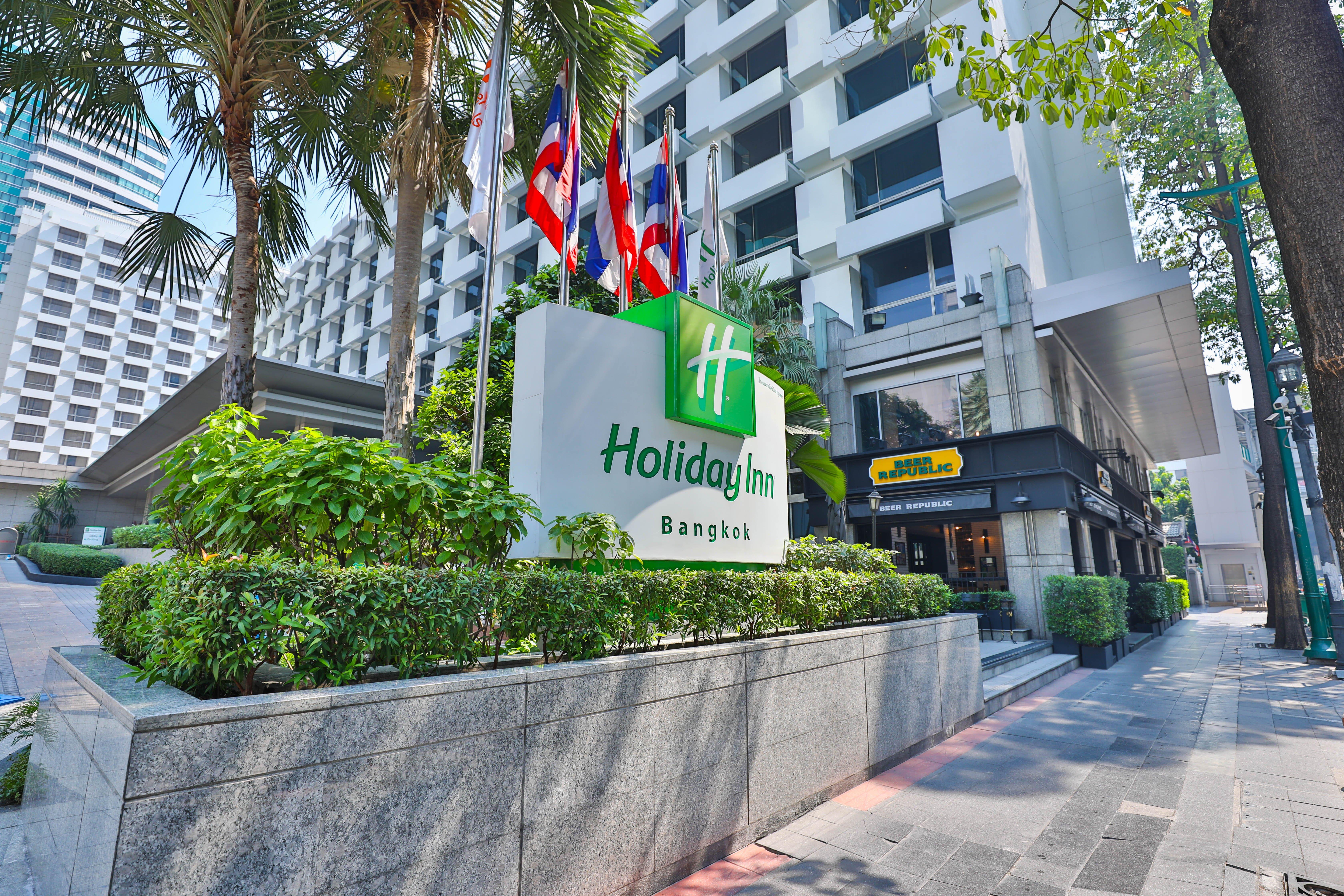 Holiday Inn Bangkok, An Ihg Hotel Exterior photo