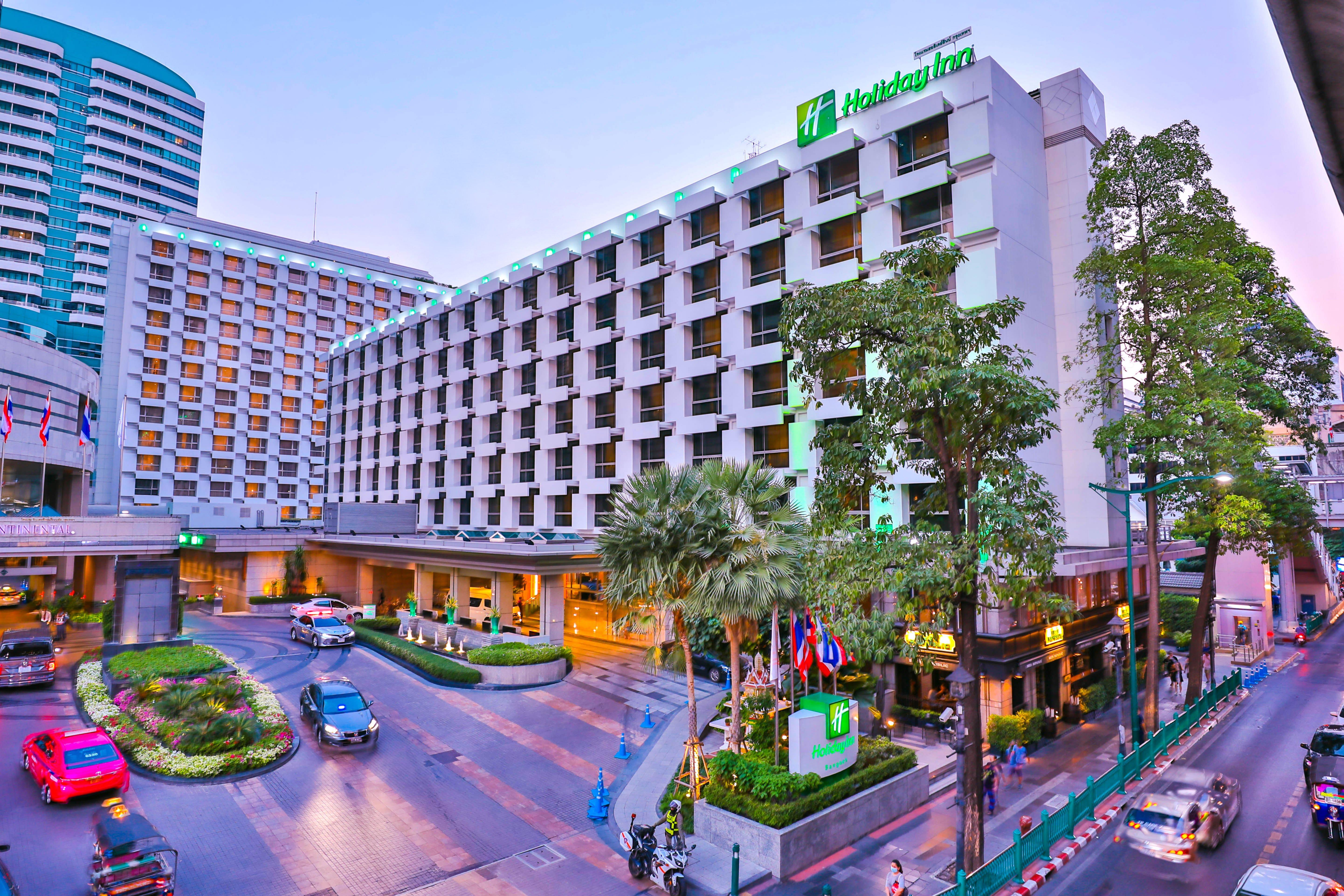 Holiday Inn Bangkok, An Ihg Hotel Exterior photo